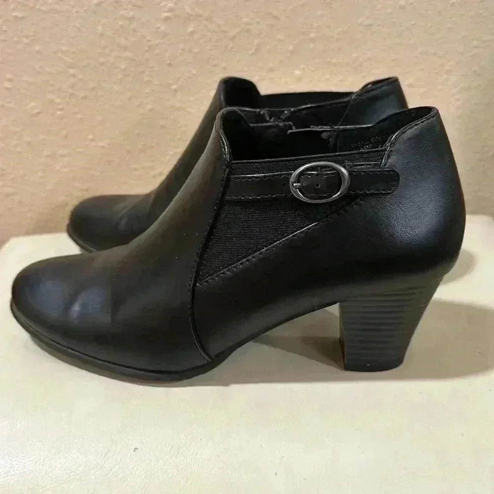 Croft and Barrow ankle boots size 8.5 - Picture 2 of 6